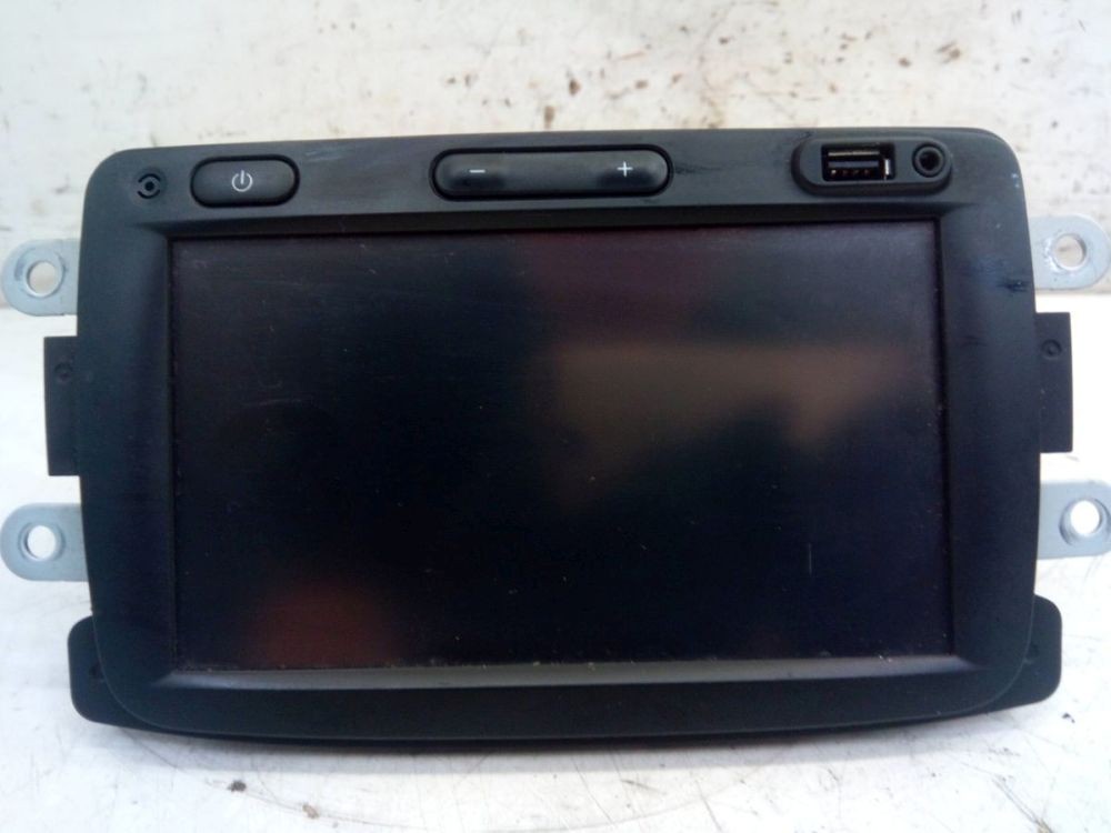 Combined Radio/Navigation System Not Available Suitable For DACIA