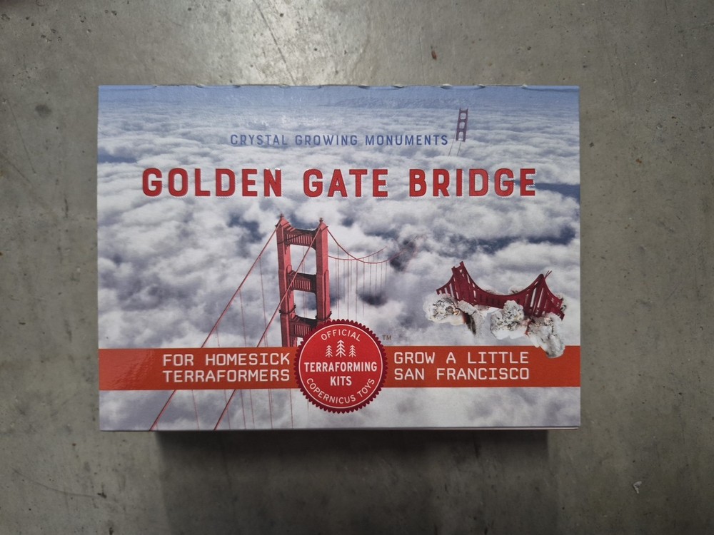 Copernicus Toys Crystal Growing Monuments - Golden Gate Bridge