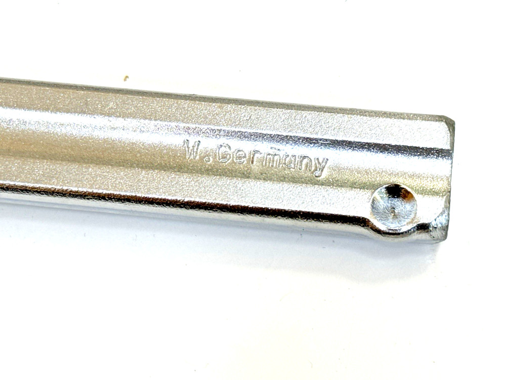 Wilton Tools L-Grip No. 6208