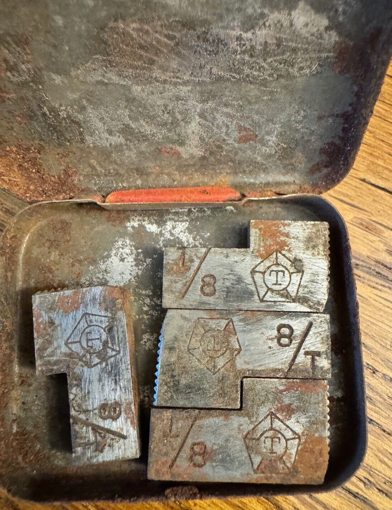 Toledo Pipe Threading Dies 1 set Vintage Original Tin