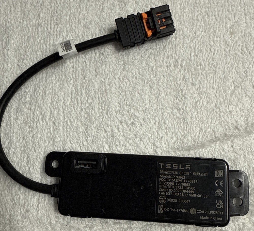 Tesla Model 3 Bluetooth USB module 1771993-00-K OEM