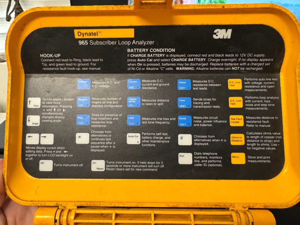 3M Dynatel 965 Subscriber Loop Analyzer Powers On