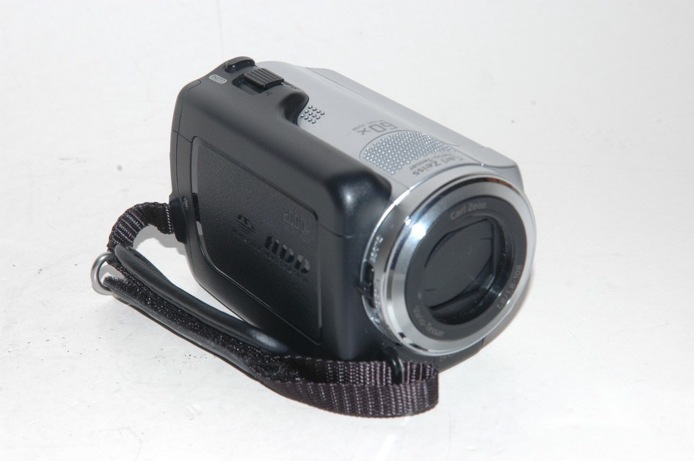 Sony DCR-SR37E mini camcorder