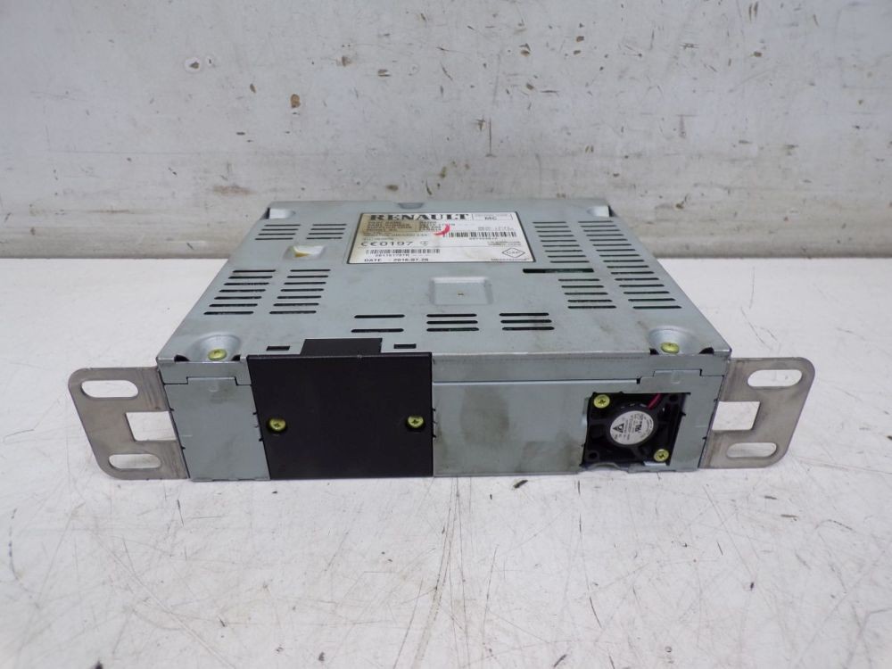 Radio/Navigation System - Combination Code Not Available! Fits for Renault