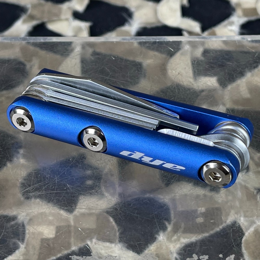 NEW Dye Core Multi Tool - Blue