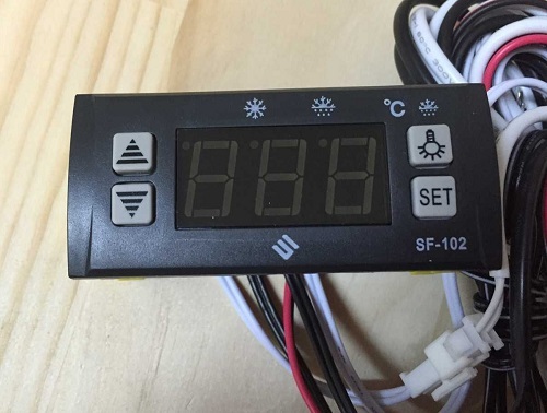 SHANGFANG SF-102S Digital Temperature Controller