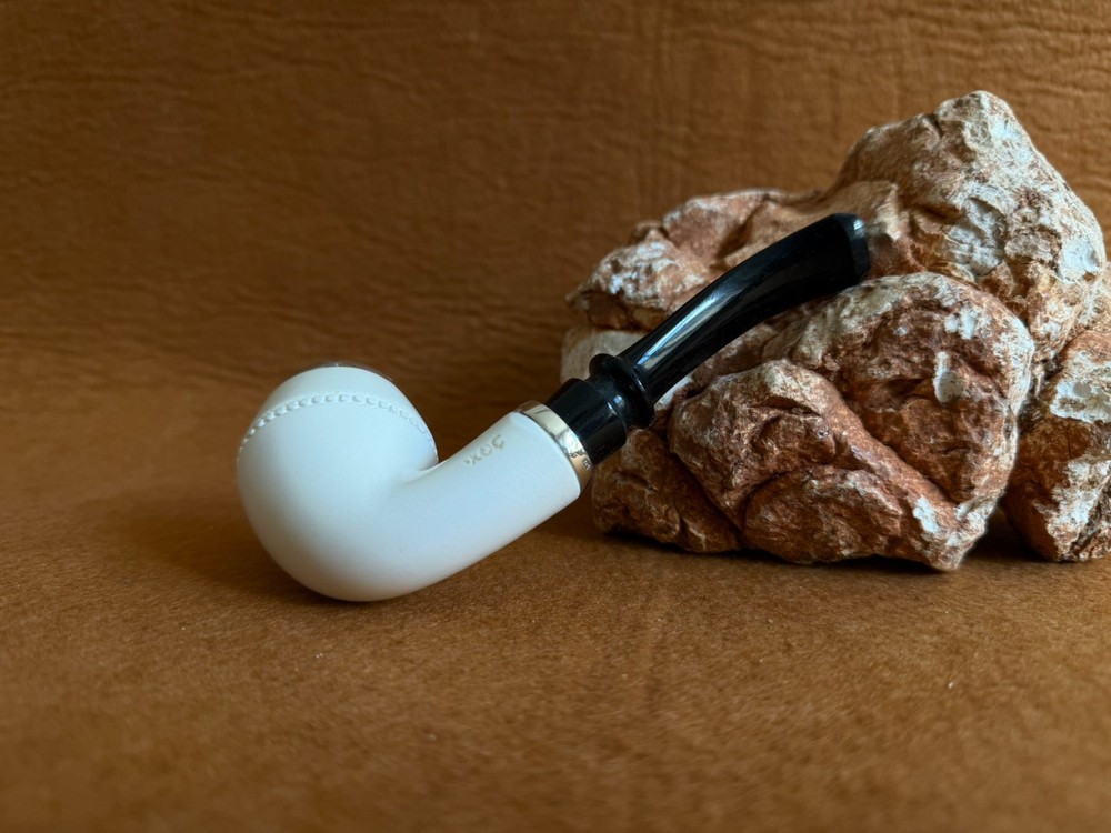 Meerschaum Pipe Reverse Calabash Custom Rhodesian Shape with Fitted Case