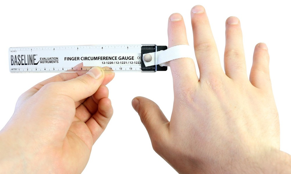 12-1222 Finger Circumference Gauge, 6"/15 cm Maximum