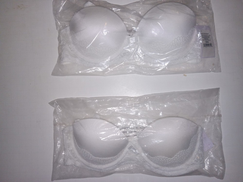 (2) Auden 32AA Multi-way plunge coverage , push-up strapless bra padded.NWT