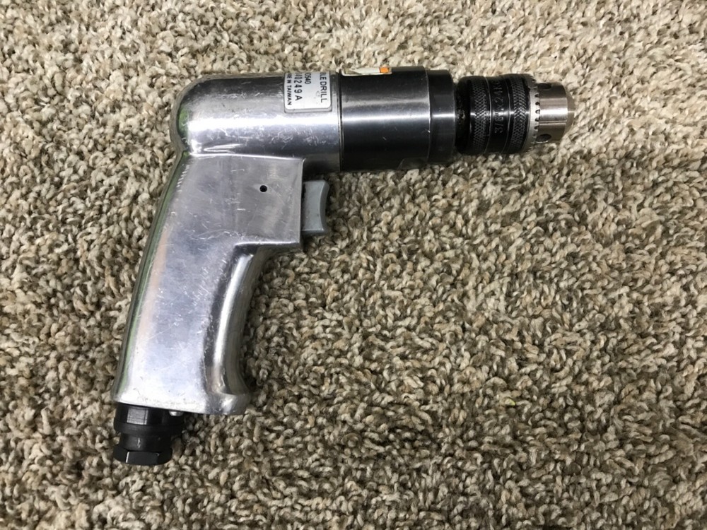 Mac Tools 3/8" Reversible Drill Model AD540