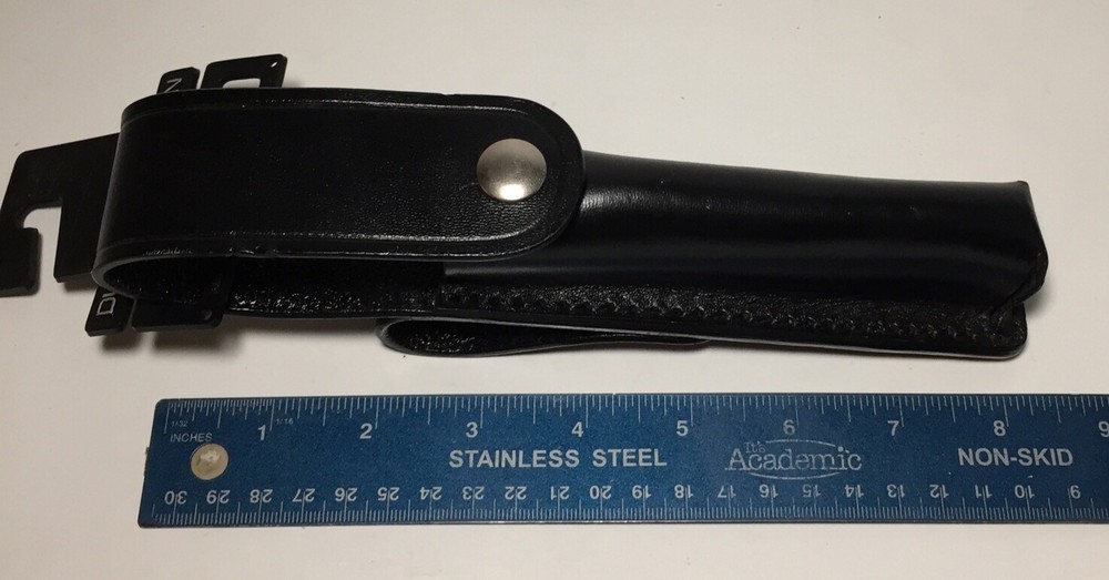 Dutyman Plain Stinger Flashlight Black Leather Pouch Case 2811