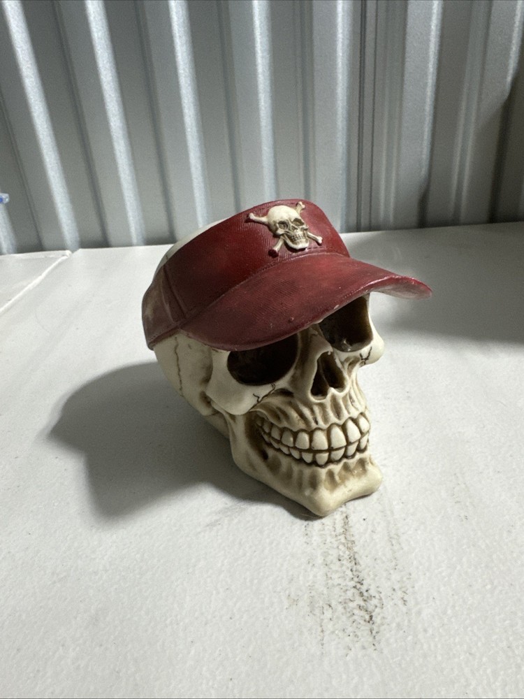 Porcelain skull decor