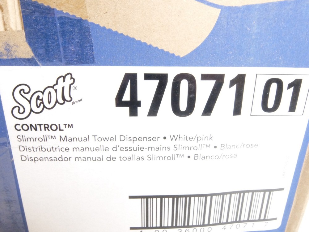 Scott 47071 Control Slimroll Manual Towel Dispenser WHITE