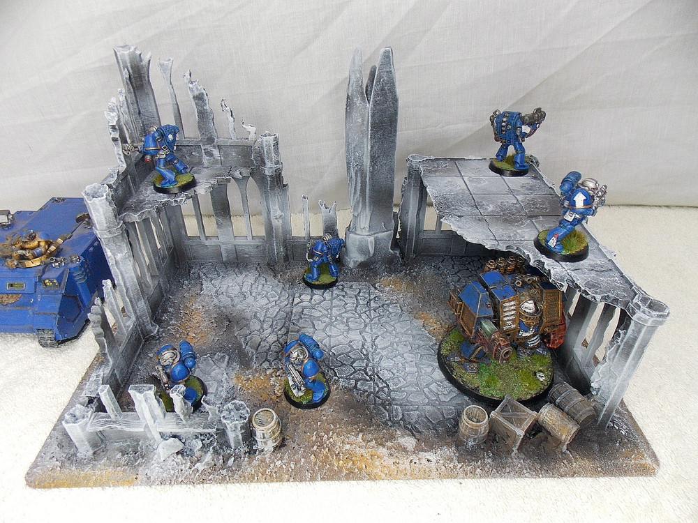 WARGAMING TERRAIN PAINTED BUILDING
