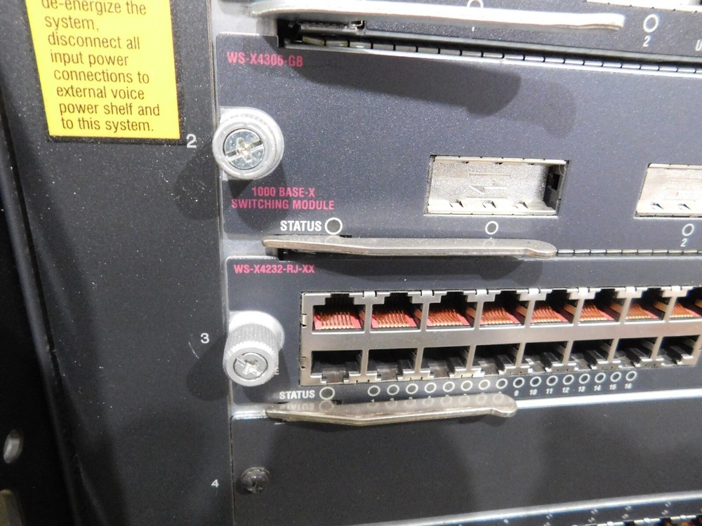 Cisco Catalyst WS-C4006 Switch. See full description for installed Modules: