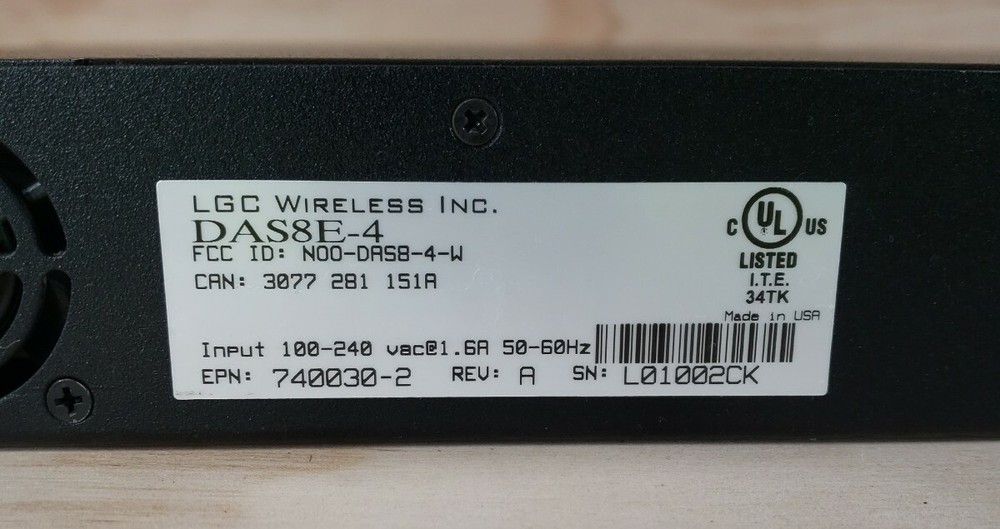 LGC Wireless LG Cell Expansion Hub DAS8E - Powers on