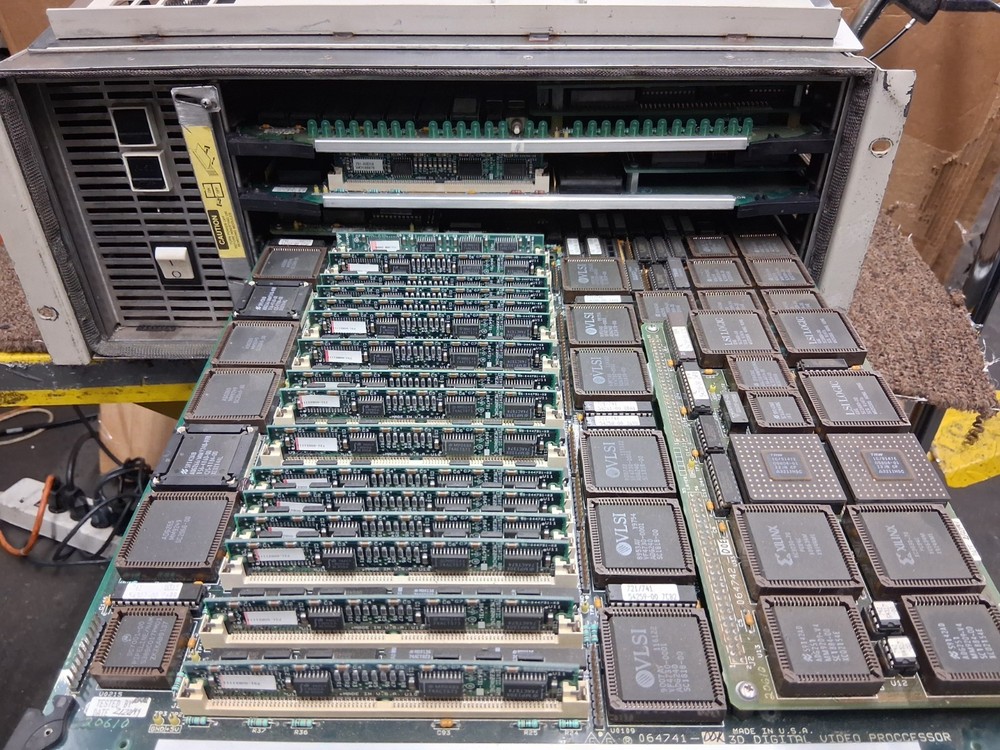 Grass Valley Group DPM 700 Digital Analog Streamline Effects