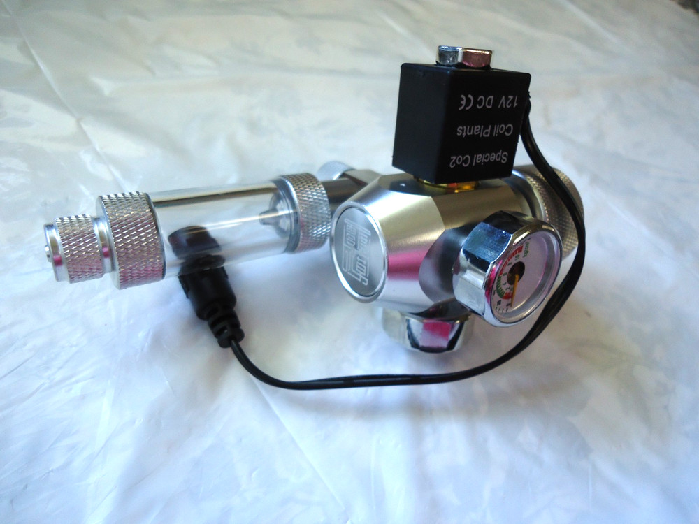 AQUARIUM CO2 REGULATOR