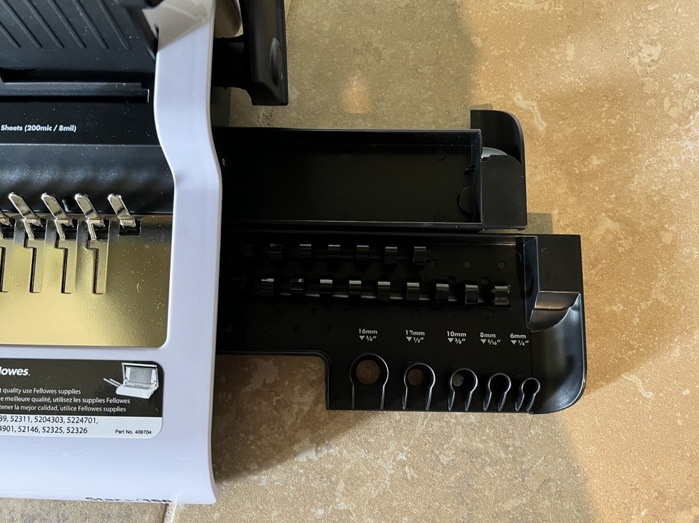 Fellowes Star+ 150 Comb Binding Machine Binding Combs 70 1/4" & 92 3/8" + 6 Wire