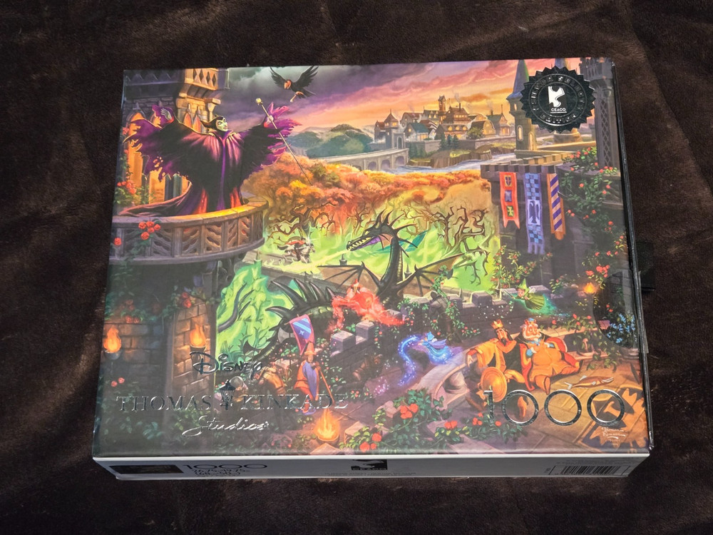 Disney Silver Select Edition 1000 Pc Jigsaw Puzzle THOMAS KINKADE Maleficent