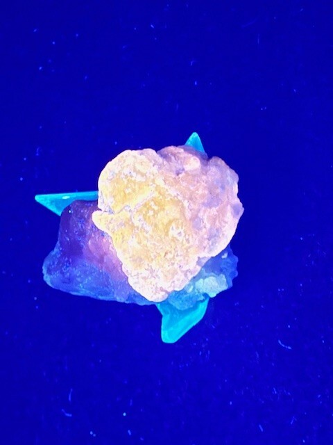 A++ FLUORESCENT AFGHANITE CRYSTAL ON CALCITE, AFGHANISTAN