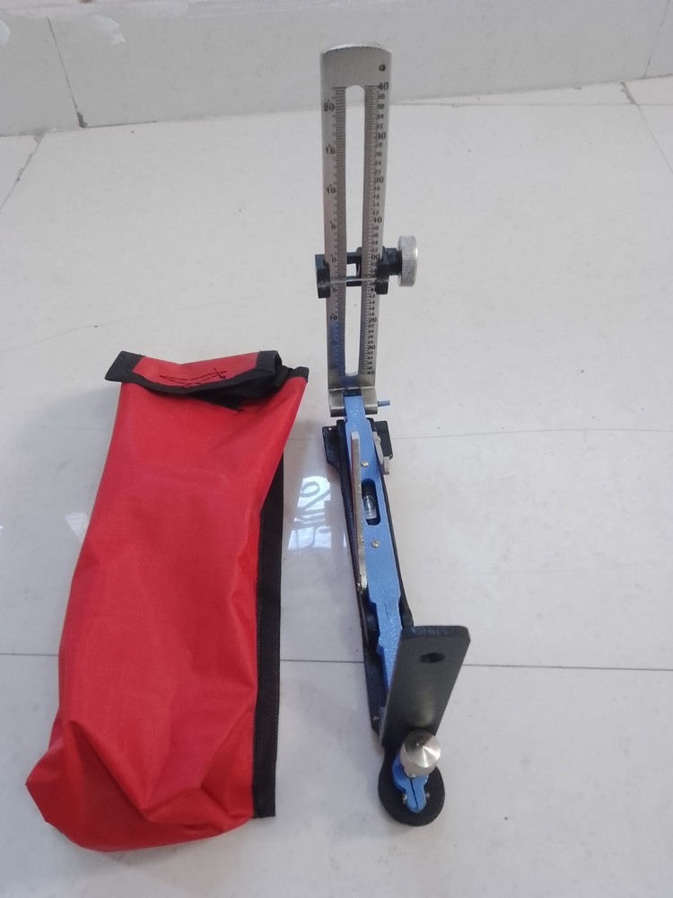 Tangent clinometer Comes with a Carrying case