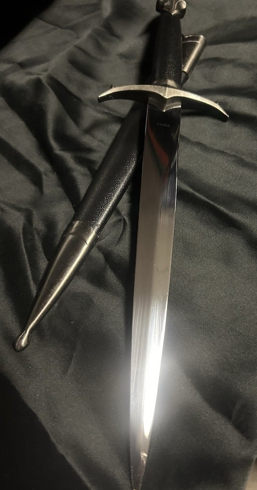 Medieval Dagger W/Sheath