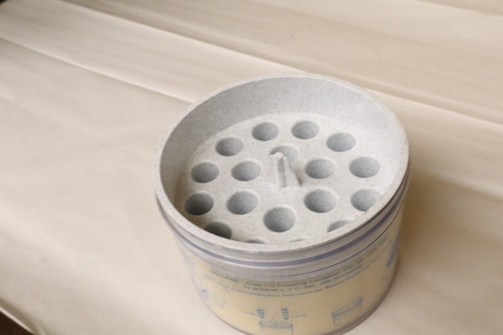 Nalgene Cryo 1 C Freezing Container for 1.2-2mL CryoVials 5100-0001