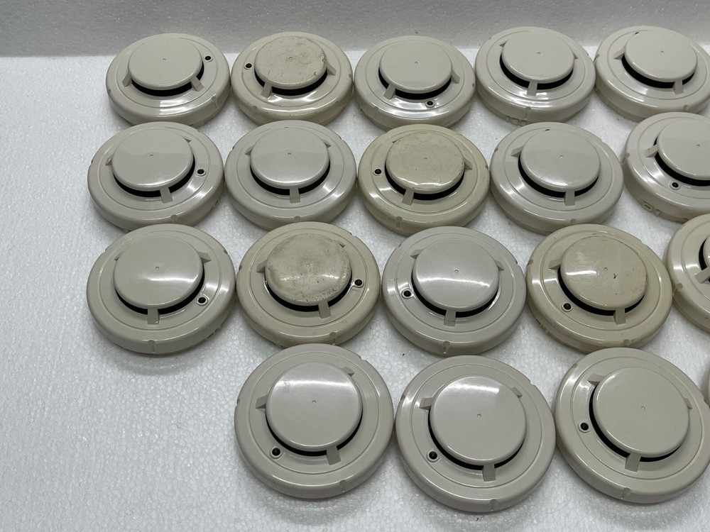25pcs of System Sensor Model 2351E Smoke Detector With System Sensor Base B401