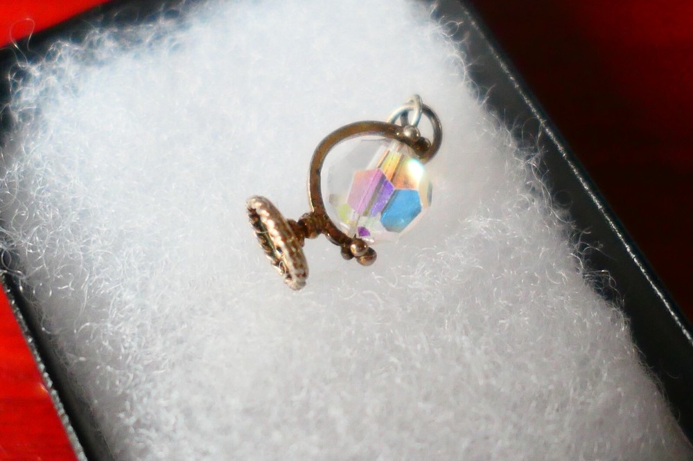Silver Charm - globe bead