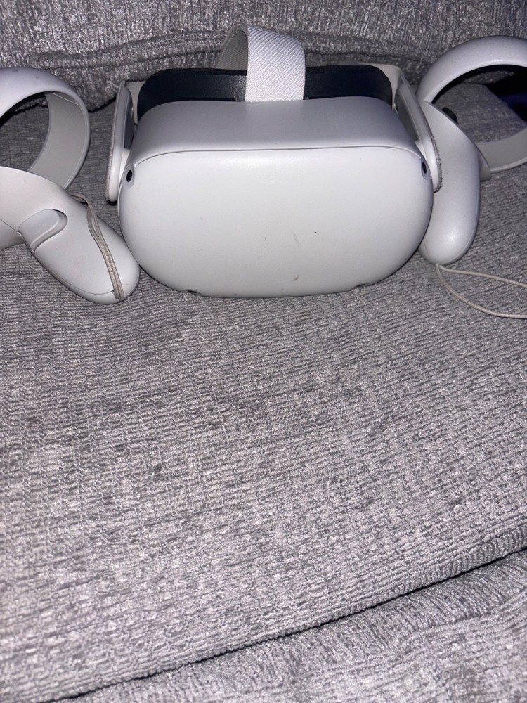 Meta Oculus Quest 2 128GB Standalone VR Headset - White