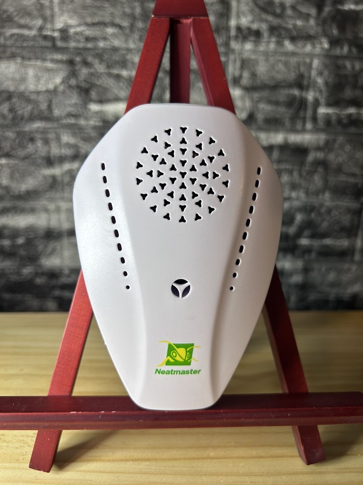 Neatmaster Ultrasonic Pest Repellent Control Electronic Plug (Tested)