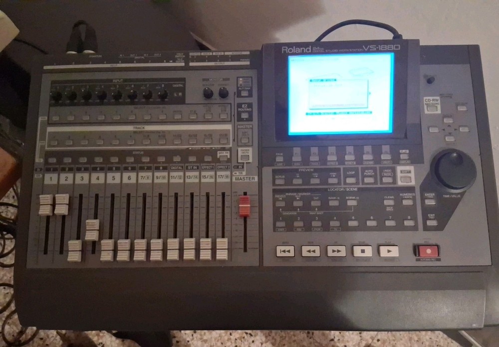 Roland Digital Studio Workstation VS-1880HD PLUS