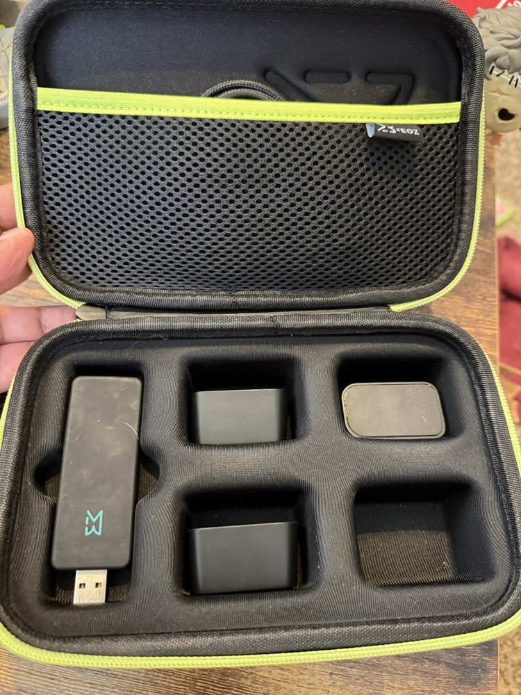 Tundra Labs VR Dongle EOZ USB Cable Case UNTESTED FREE SHIPPING!!