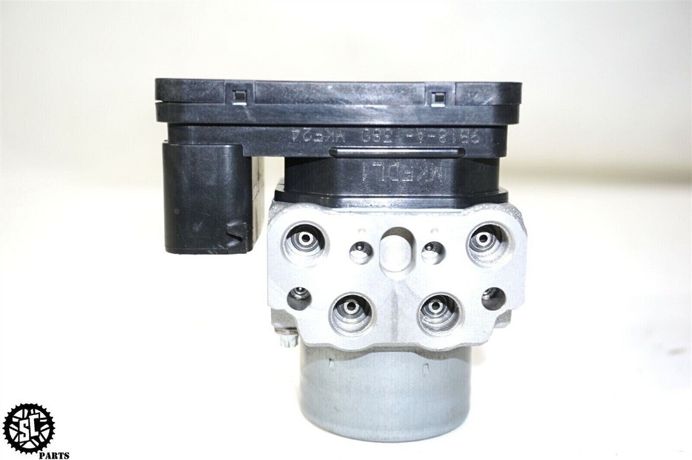 19 HONDA CBR 1000RR ABS PUMP MODULE