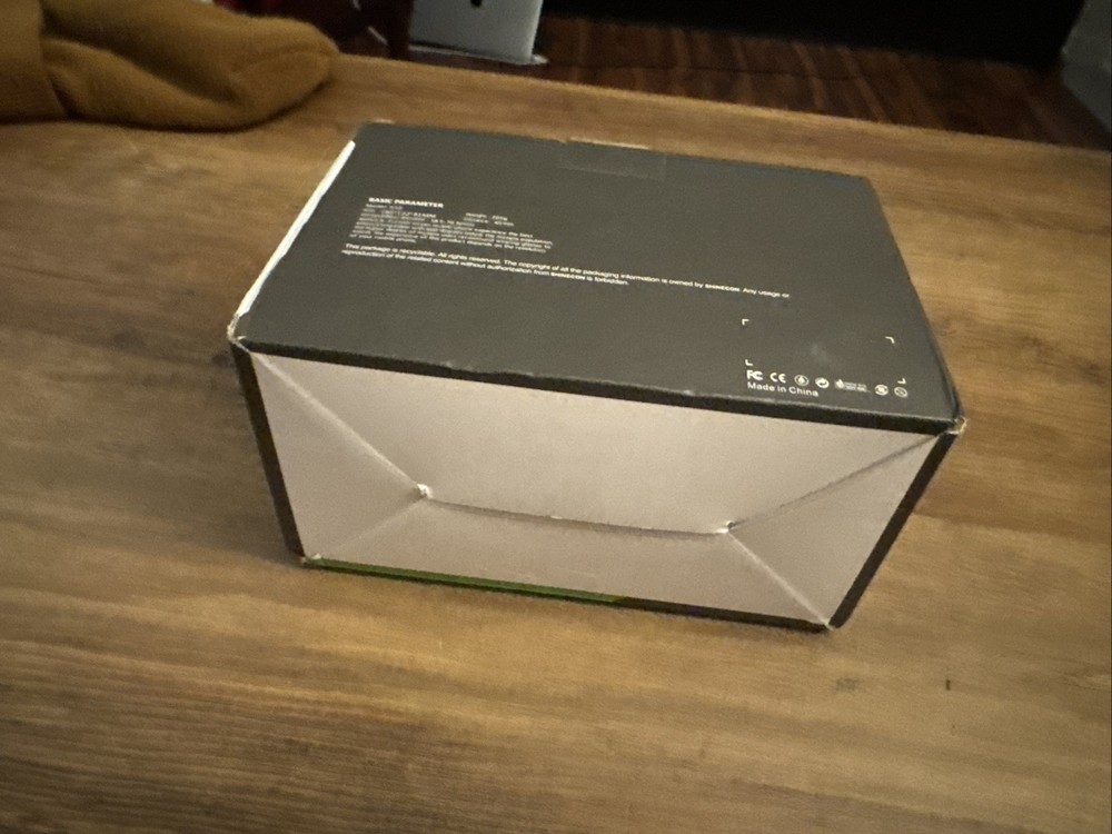VR Headset Shinecon New In Box Sealed Package