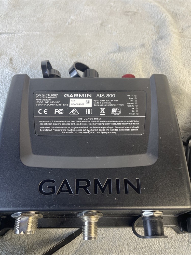 GARMIN AIS 800 BLACKBOX TRANSCEIVER