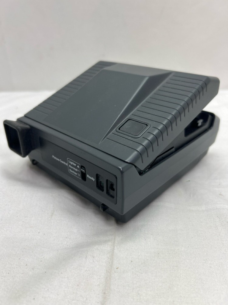Polaroid Spectra 2 Instant Camera ca. 1994 (NJL027967)