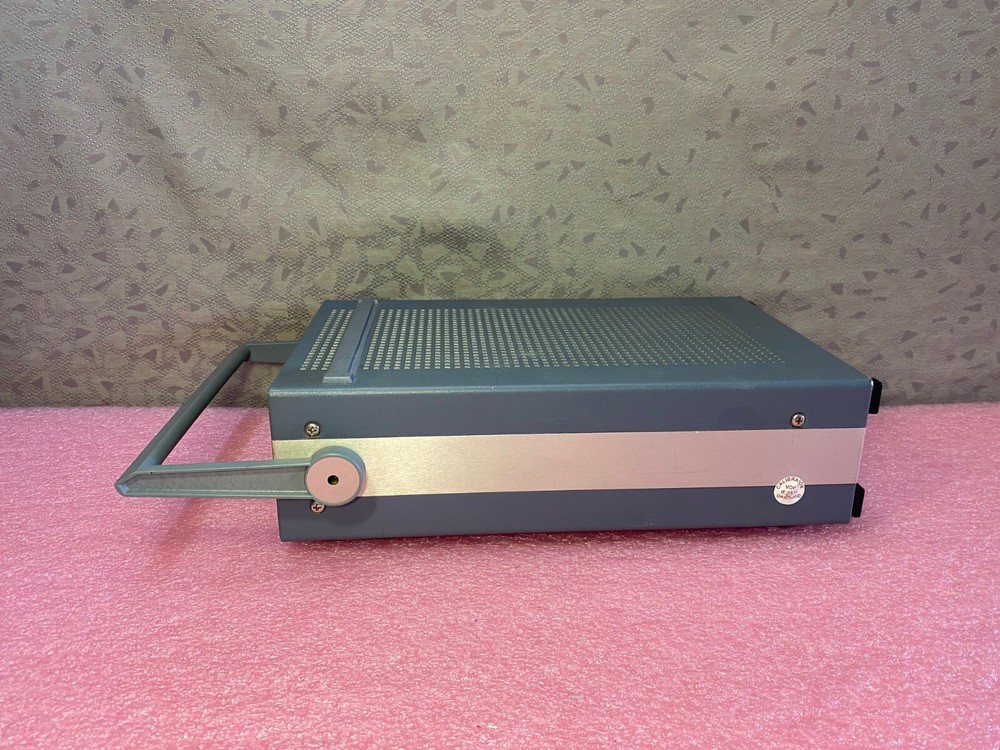 Rohde & Schwarz URV5 MILLIVOLMETER
