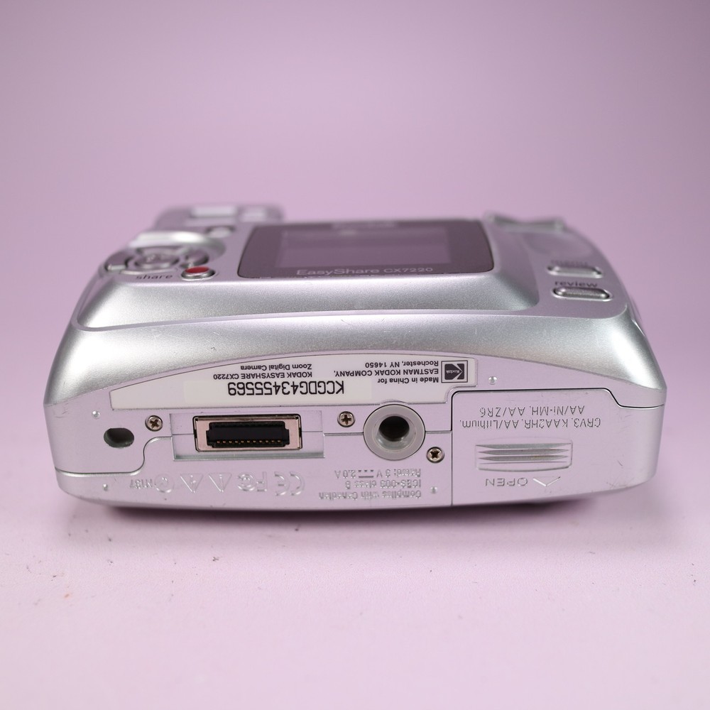 Kodak Digital Camera EasyShare CX7220 2.0MP Silver Tested