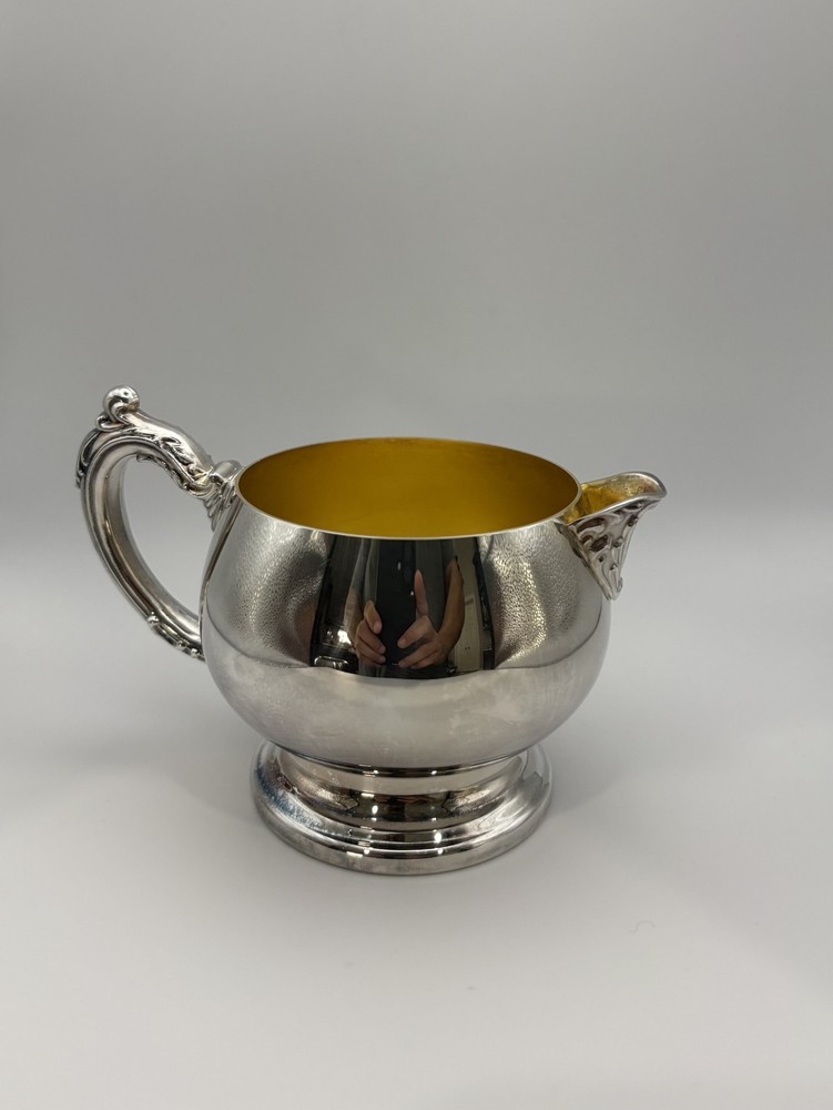 Vintage Oneida Silverplate Creamer Pitcher – Pattern 093 – With Original Box