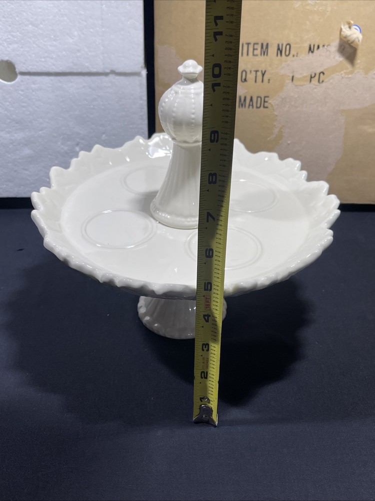 Neiman Marcus Small Cupcake Stand Style #NM612 10”
