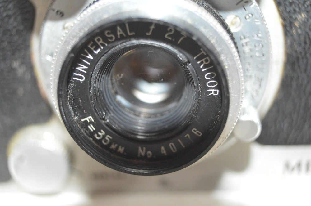 universal Mercury II 35mm 1/2 frame camera shutter w case shutter works