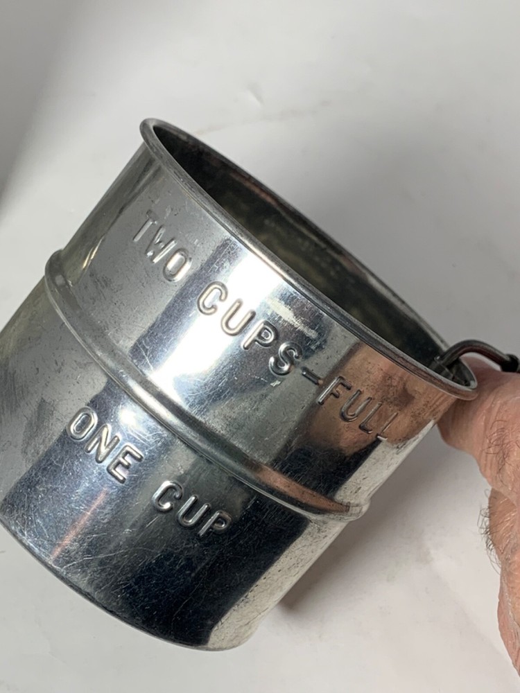 Full Vision Vintage Beater Set & 2 cup manual sifter