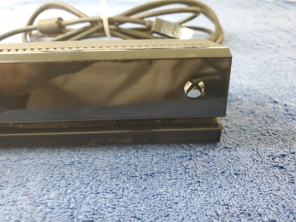 Microsoft Xbox One Kinect Camera Motion Sensor Bar Black MODEL 1520 OEM