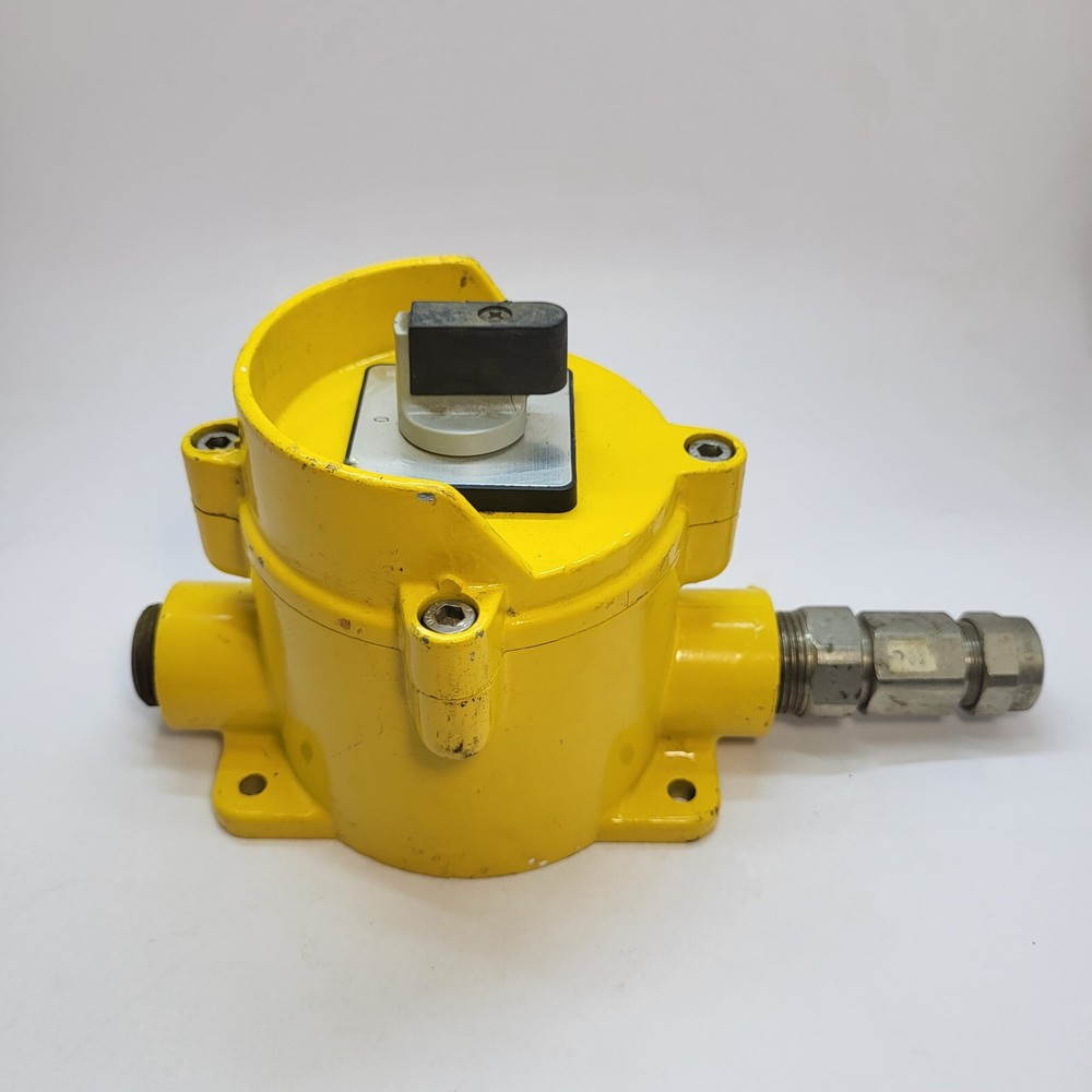 DTS 77330 Ozoir SRC 215 Selector Switch Socket