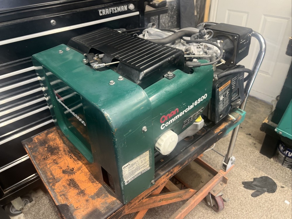 ONAN COMMERCIAL 6500 WATTS GENERATOR (Needs Work)