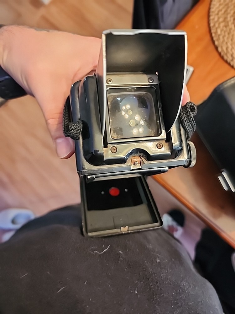 Kodak Instant Camera & ITT MagicFlash With Case
