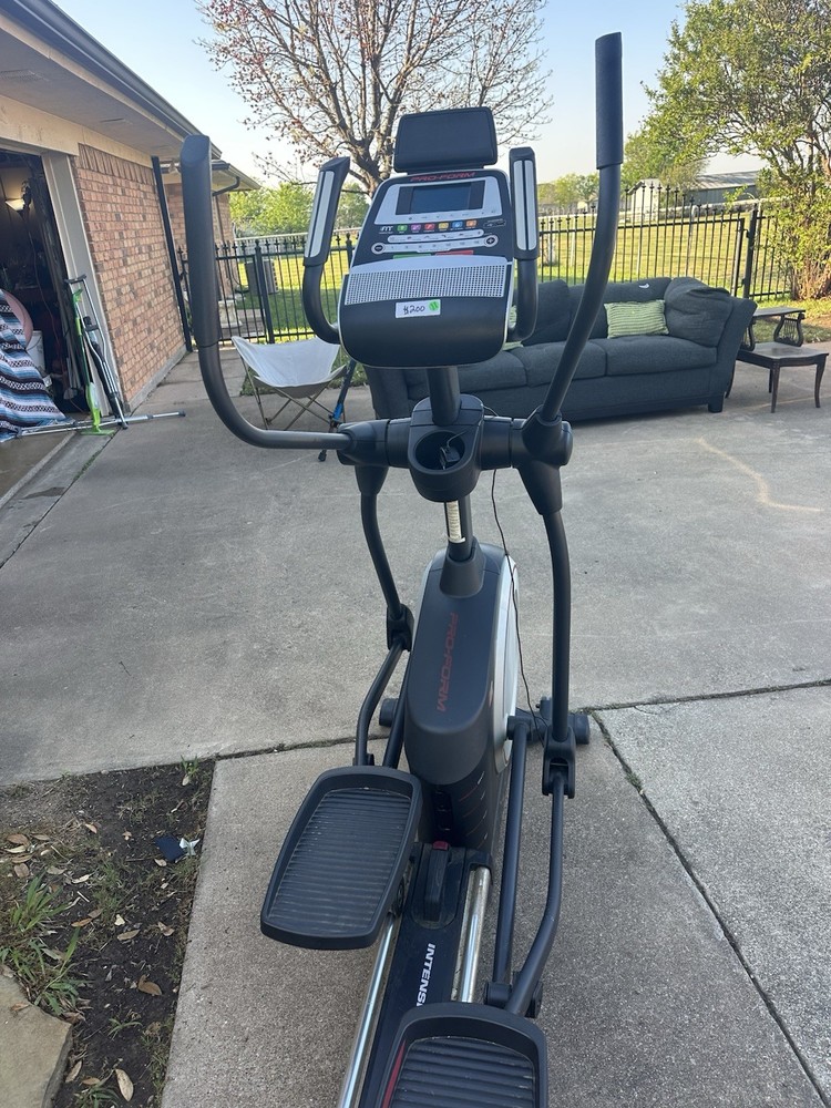 ProForm Elliptical Machine Black/Silver iFit Compatible 18 Workout Programs