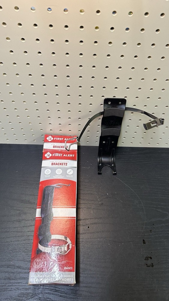 First Alert Fire extinguisher Bracket2